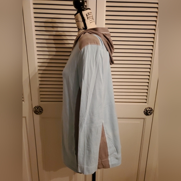 Women's Eddie Bauer lightweight Hooded Jacket - Picture 2 of 7